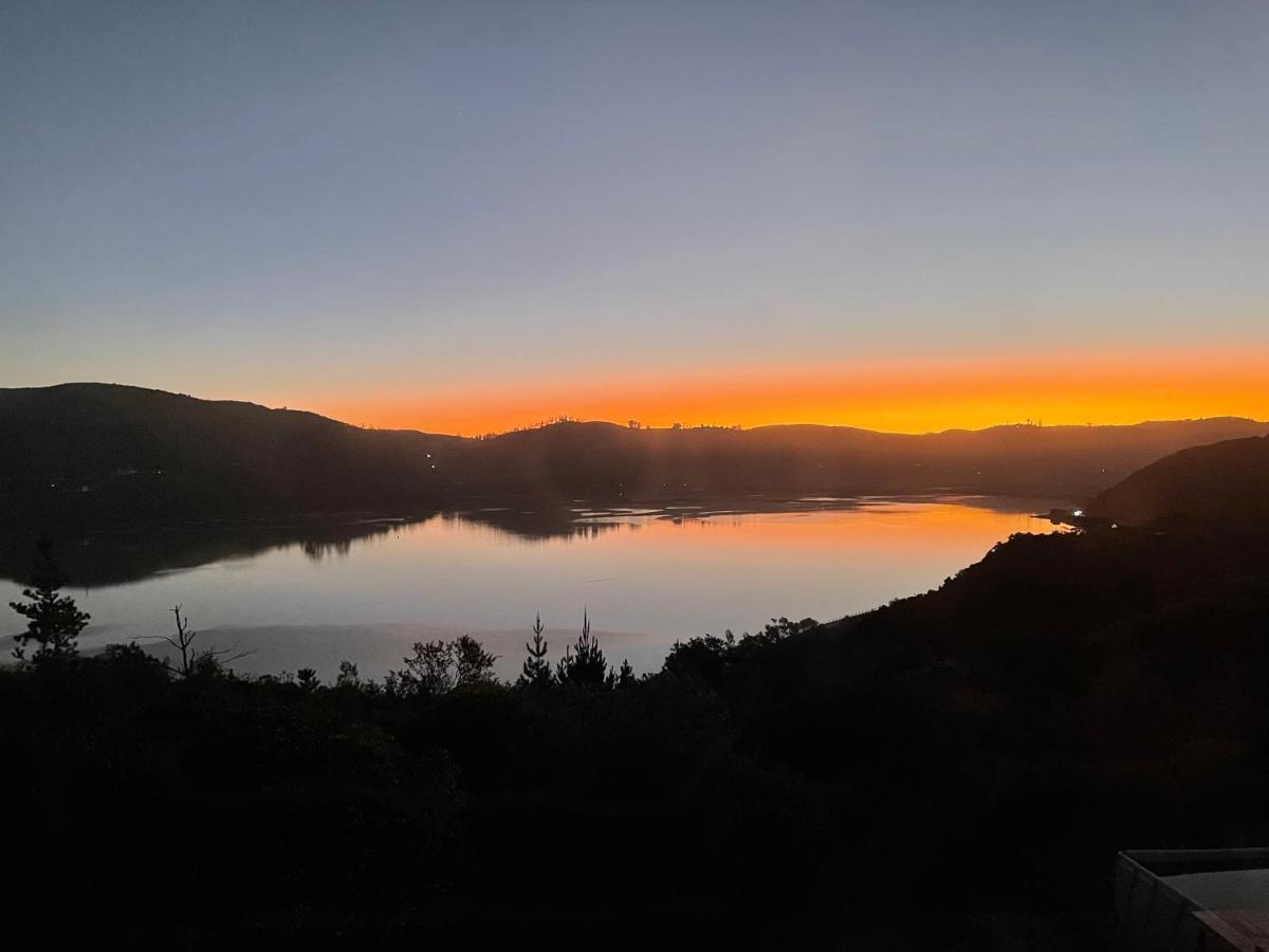 Moonriver Cottage, Prime Lagoon Views & Solar Power 克尼斯纳 外观 照片